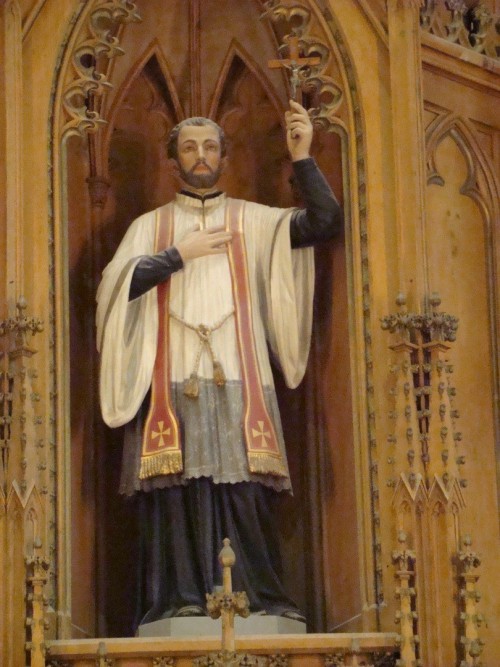 Statue_of_Staint_Francis_Xavier_resize.jpg
