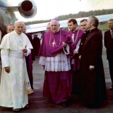 Pope_John_Paul_II_11_06_1987_01